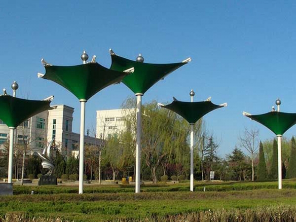 膠南北京路小廣場(chǎng)