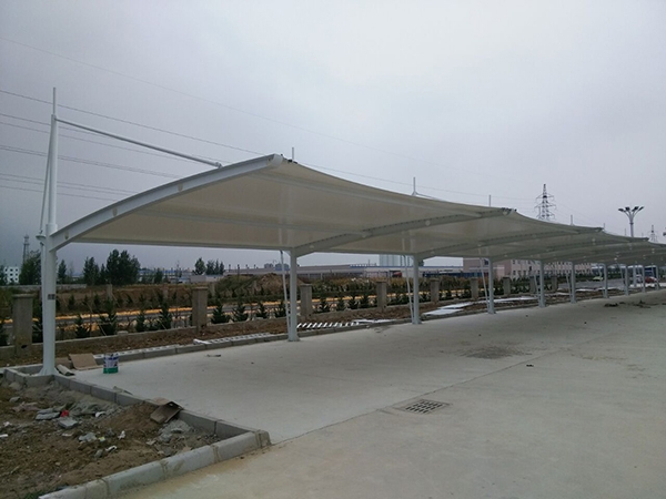 膜結(jié)構(gòu)車棚
